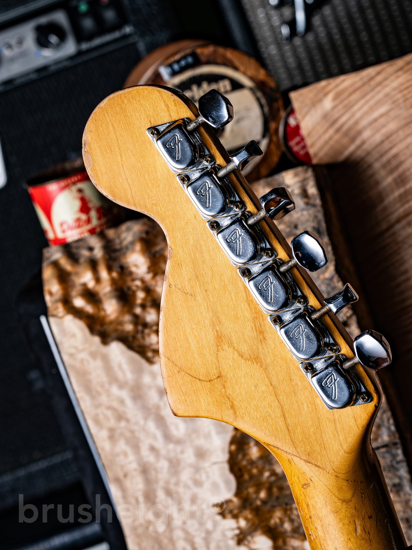 Fender 1974’s Stratocaster 3Tone Sunburst 3.4Kg!!!