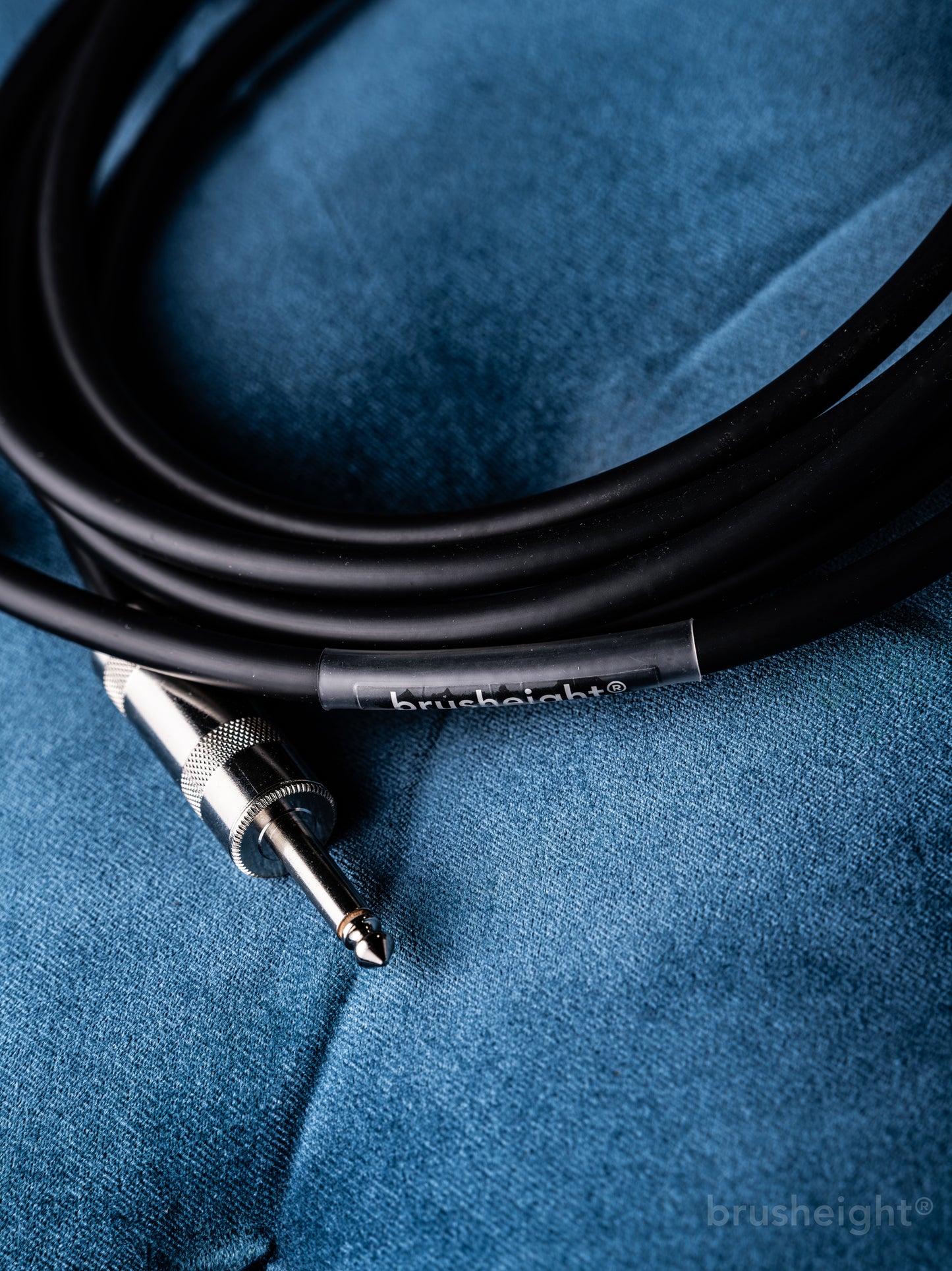 Brush eight Cable STYLE X “Secret Solder MOD