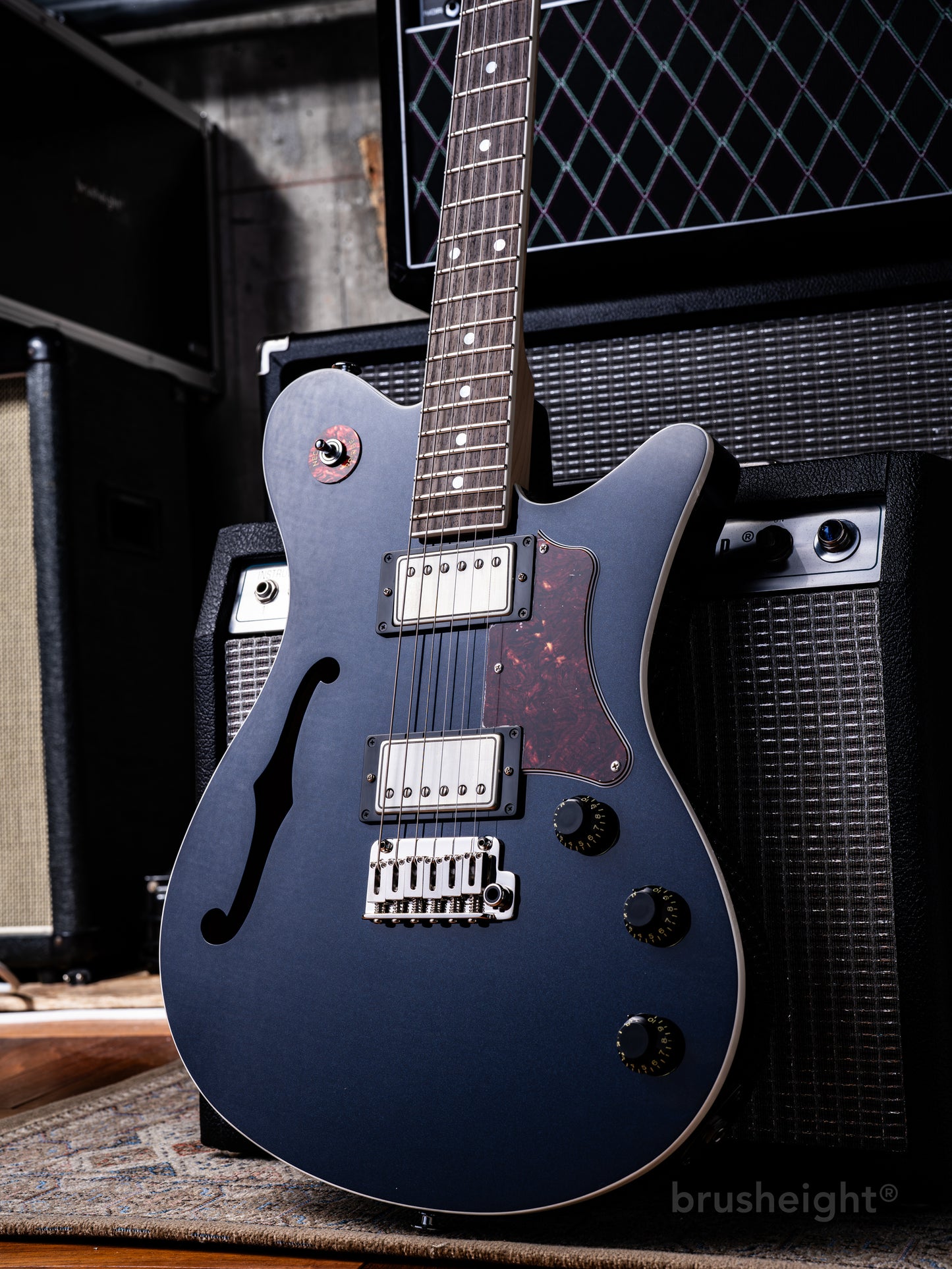 OOPEGG Supreme Collection Trailbreaker Mark-2 w.Tremolo “Midnight Blue Metallic” Brush eight Selected