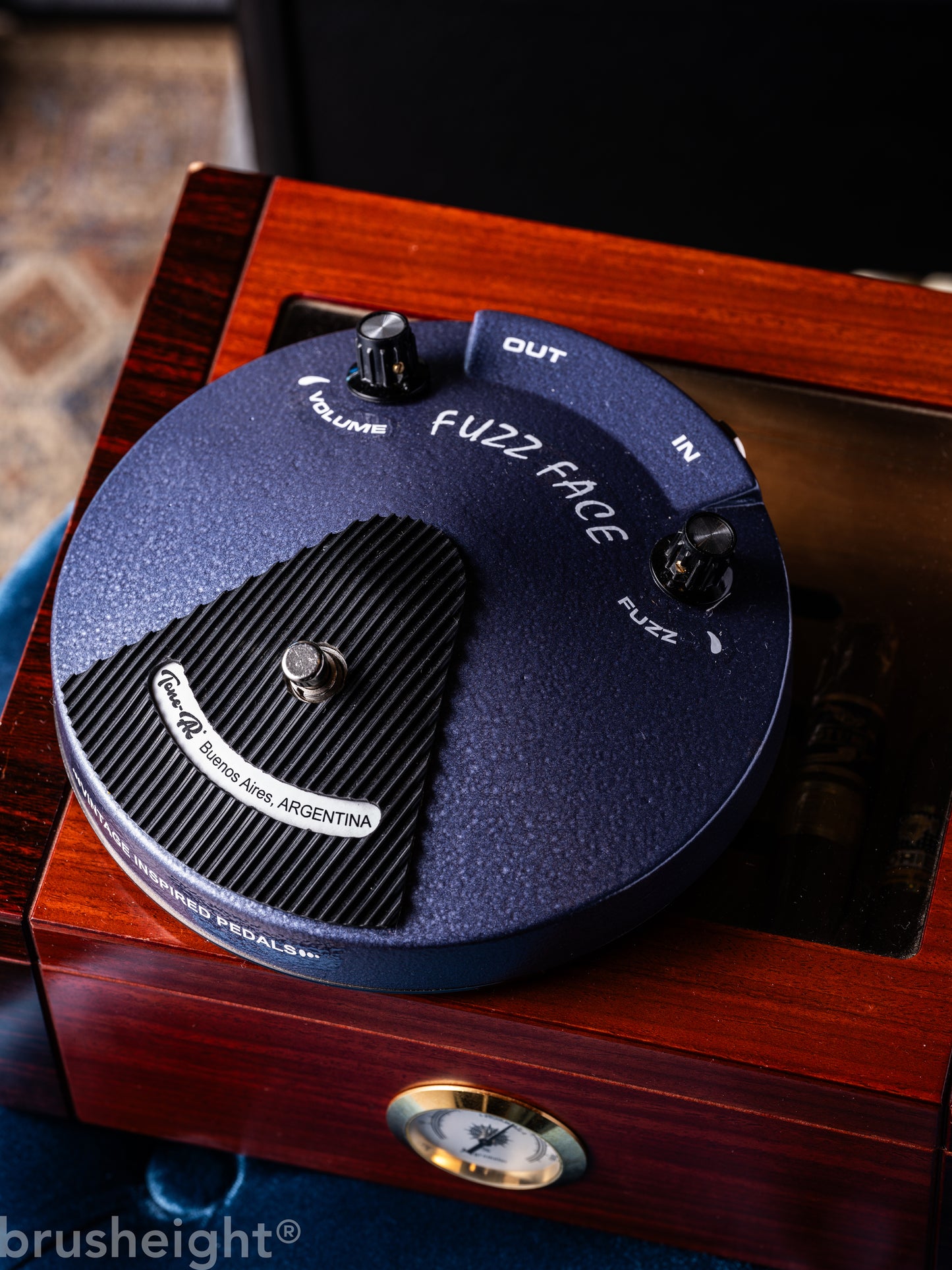 【1 台のみ】Tone-AR “URSS Germanium Fuzz Face” Inspired Replica Like a Tone Bender MK 1.5