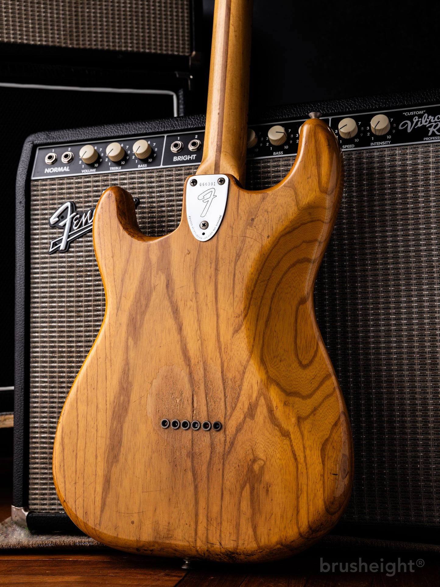 Fender Stratocaster Hardtail Natural Rosewood 1975’s SuperLightweight 3.3kg