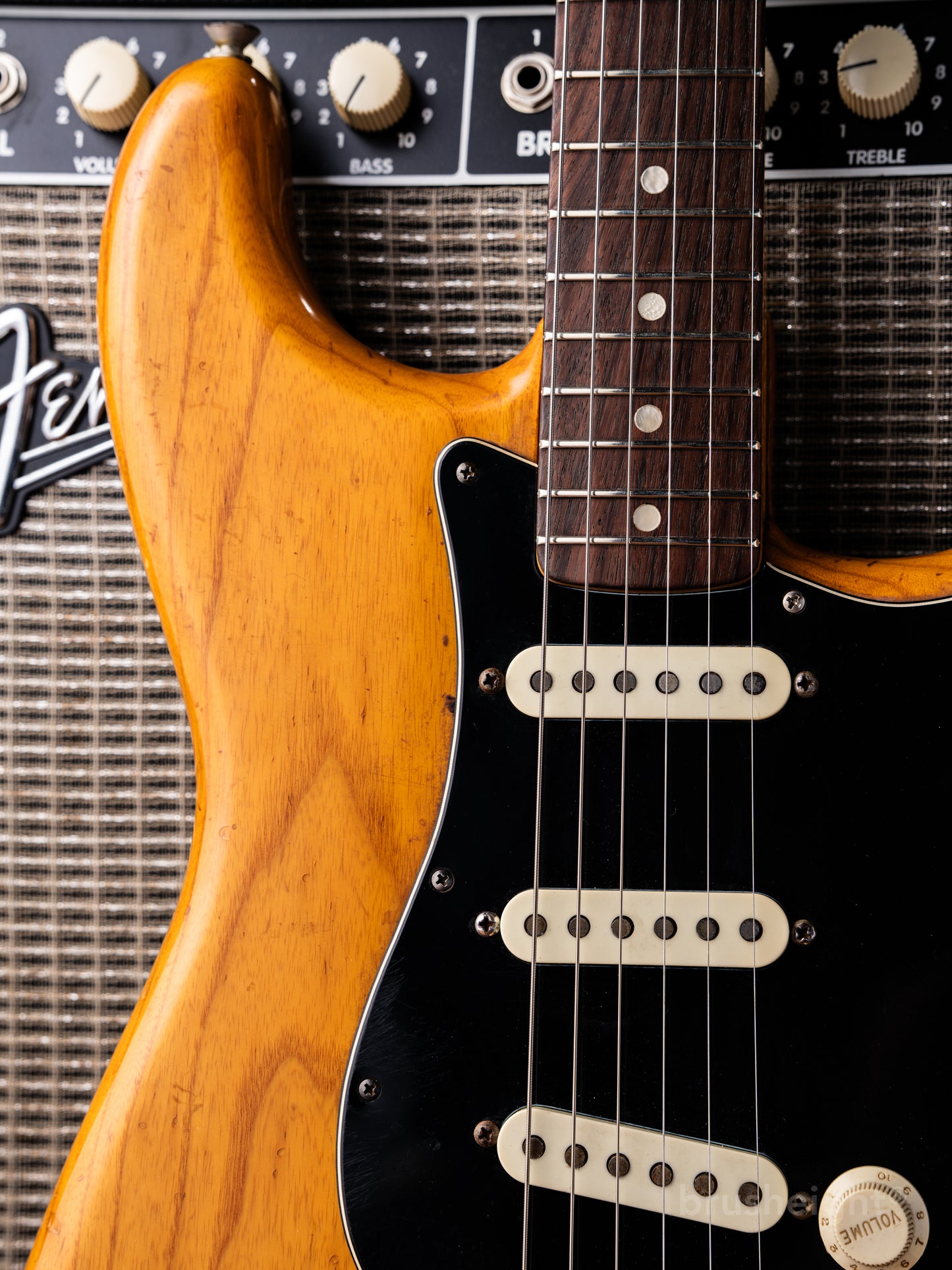 Fender Stratocaster Hardtail Natural Rosewood 1975’s SuperLightweight 3.3kg