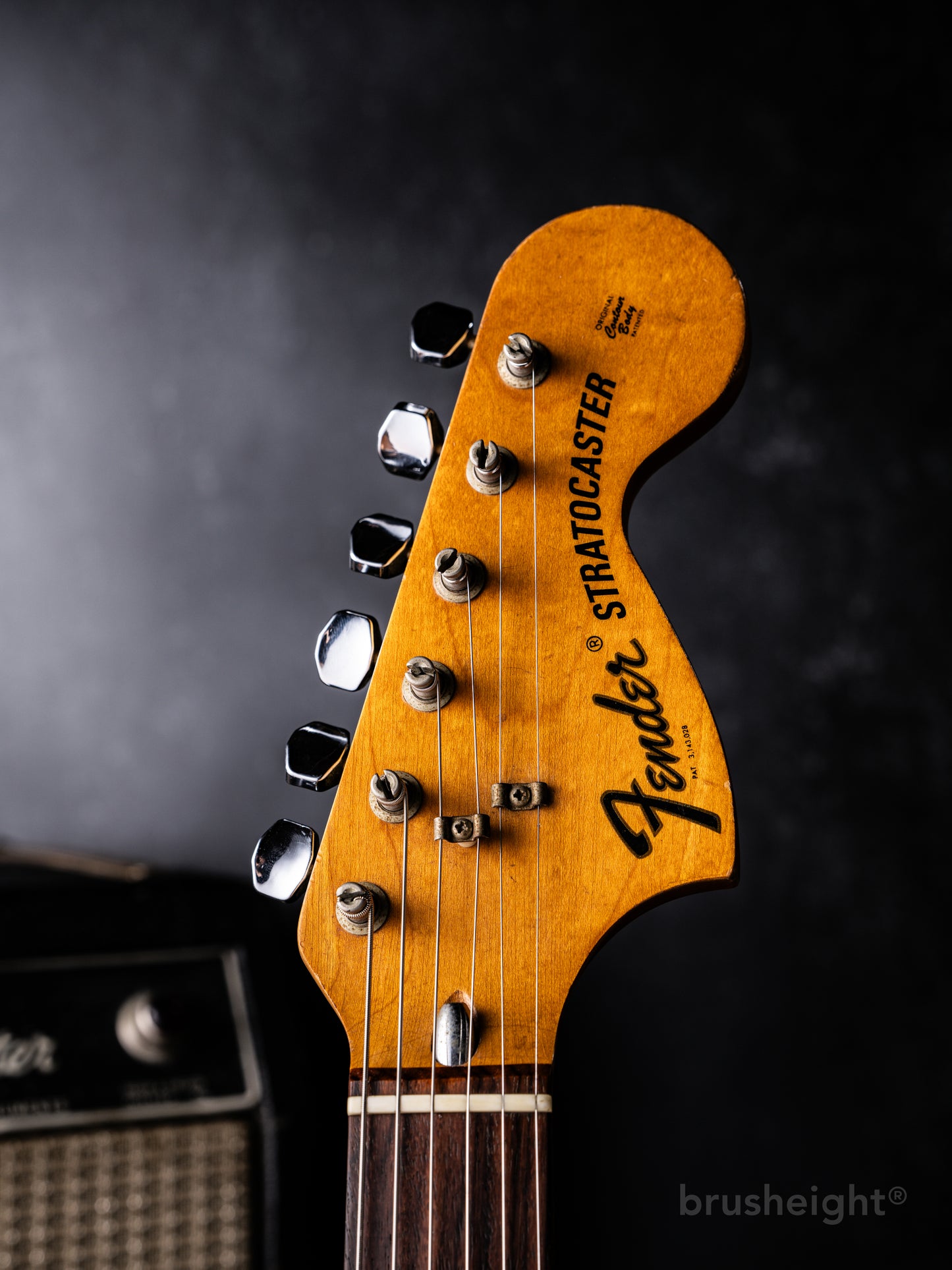 Fender Stratocaster Hardtail Natural Rosewood 1975’s SuperLightweight 3.3kg