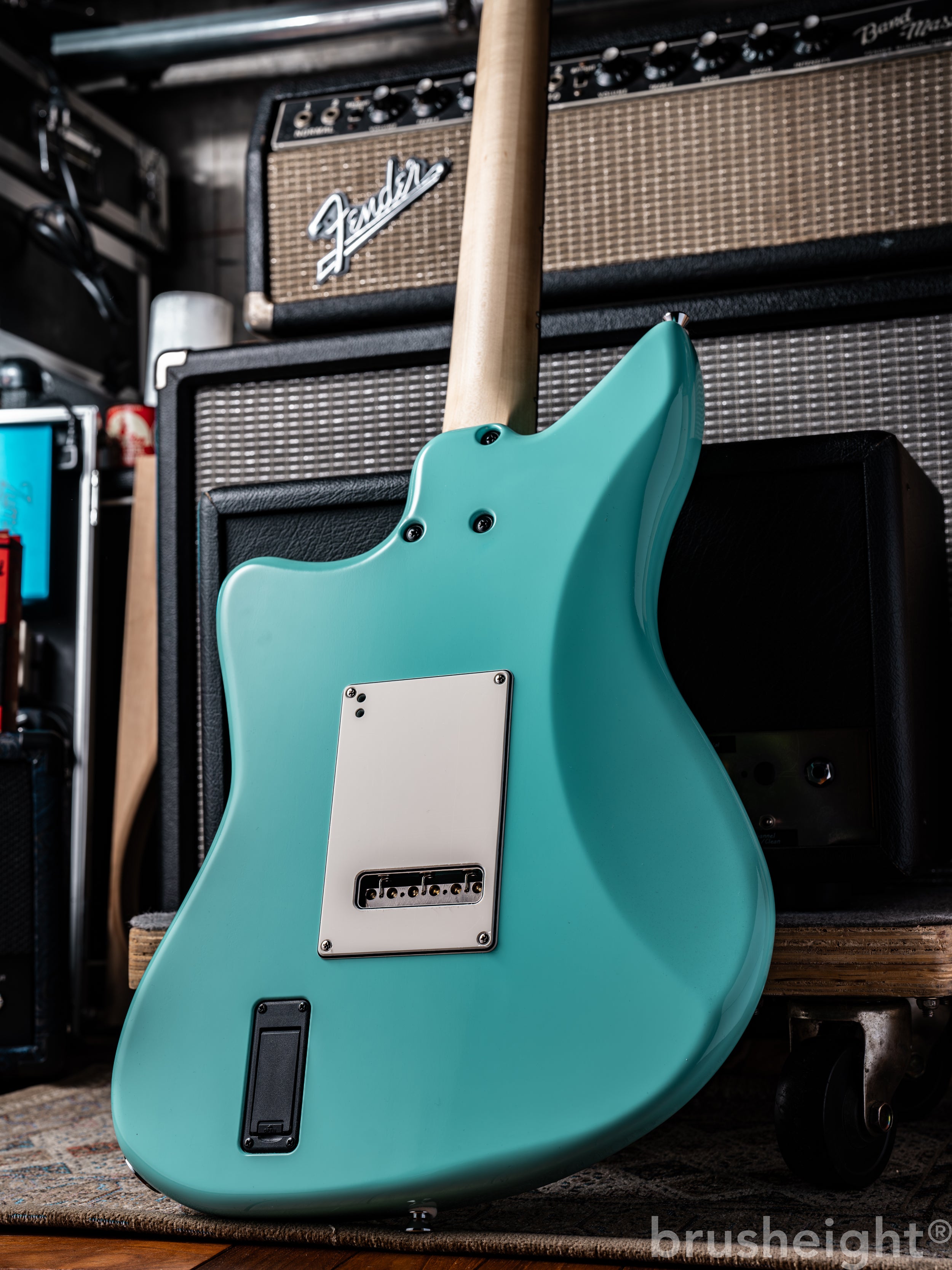 ELECTRIC GUITARS – brusheight