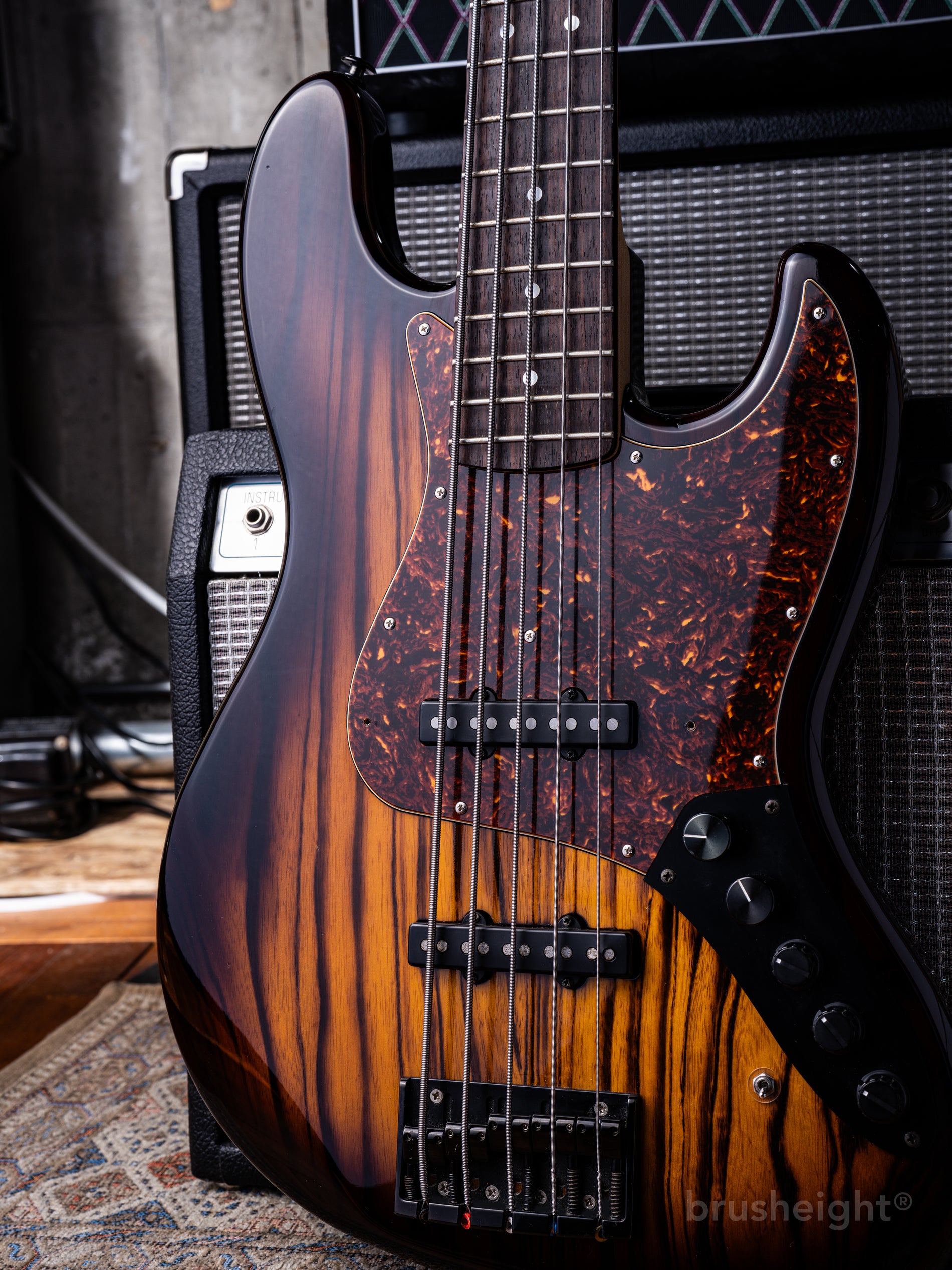 Black Smoker STANDARD SERIES BETA J5 BrownBurst – brusheight