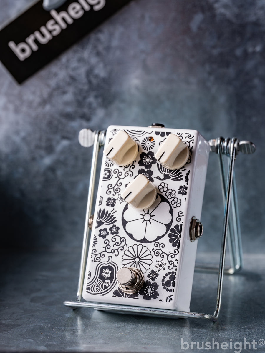 Drive X “White”