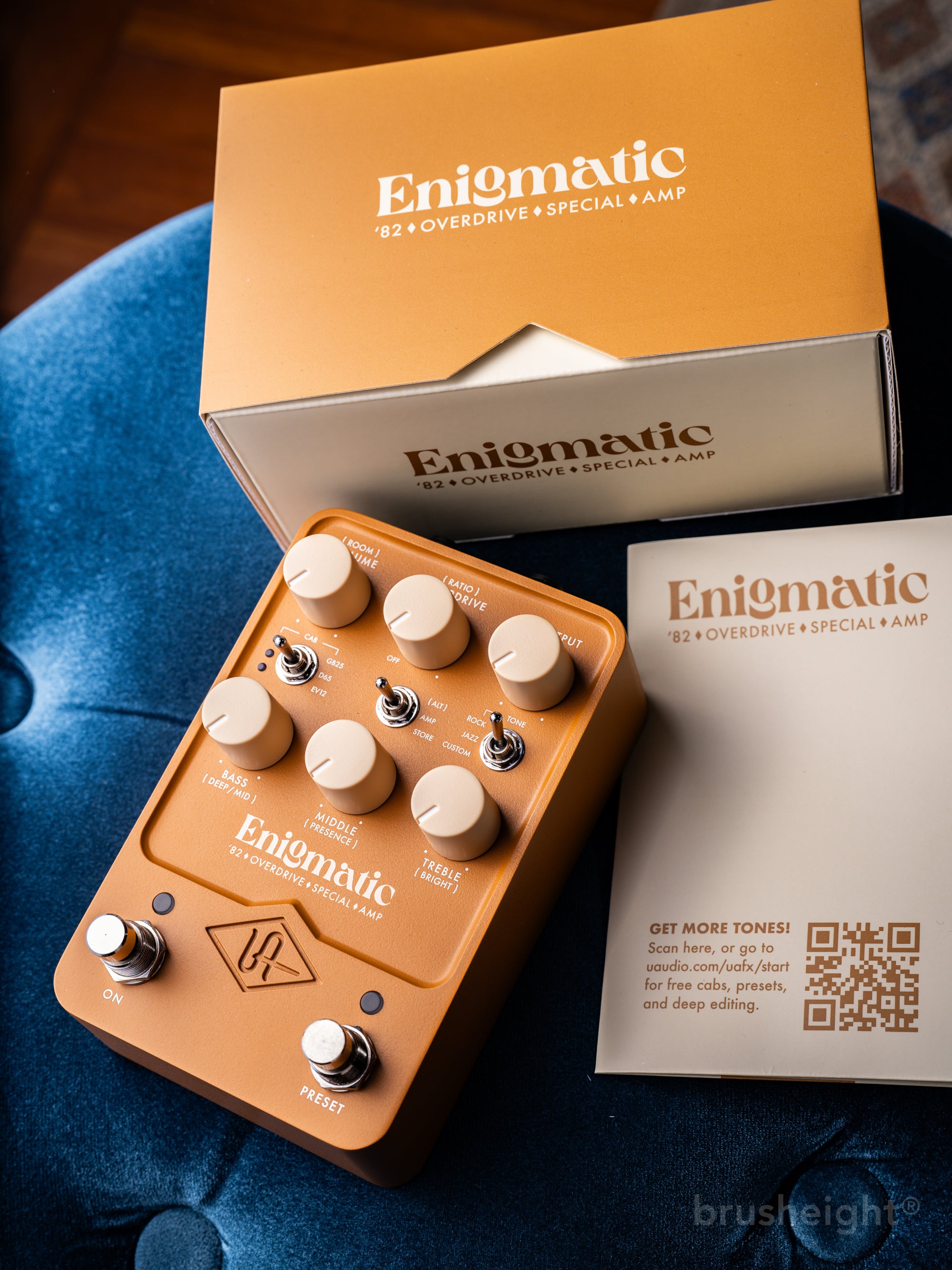 Universal Audio UAFX Enigmatic '82 Overdrive Special Amp