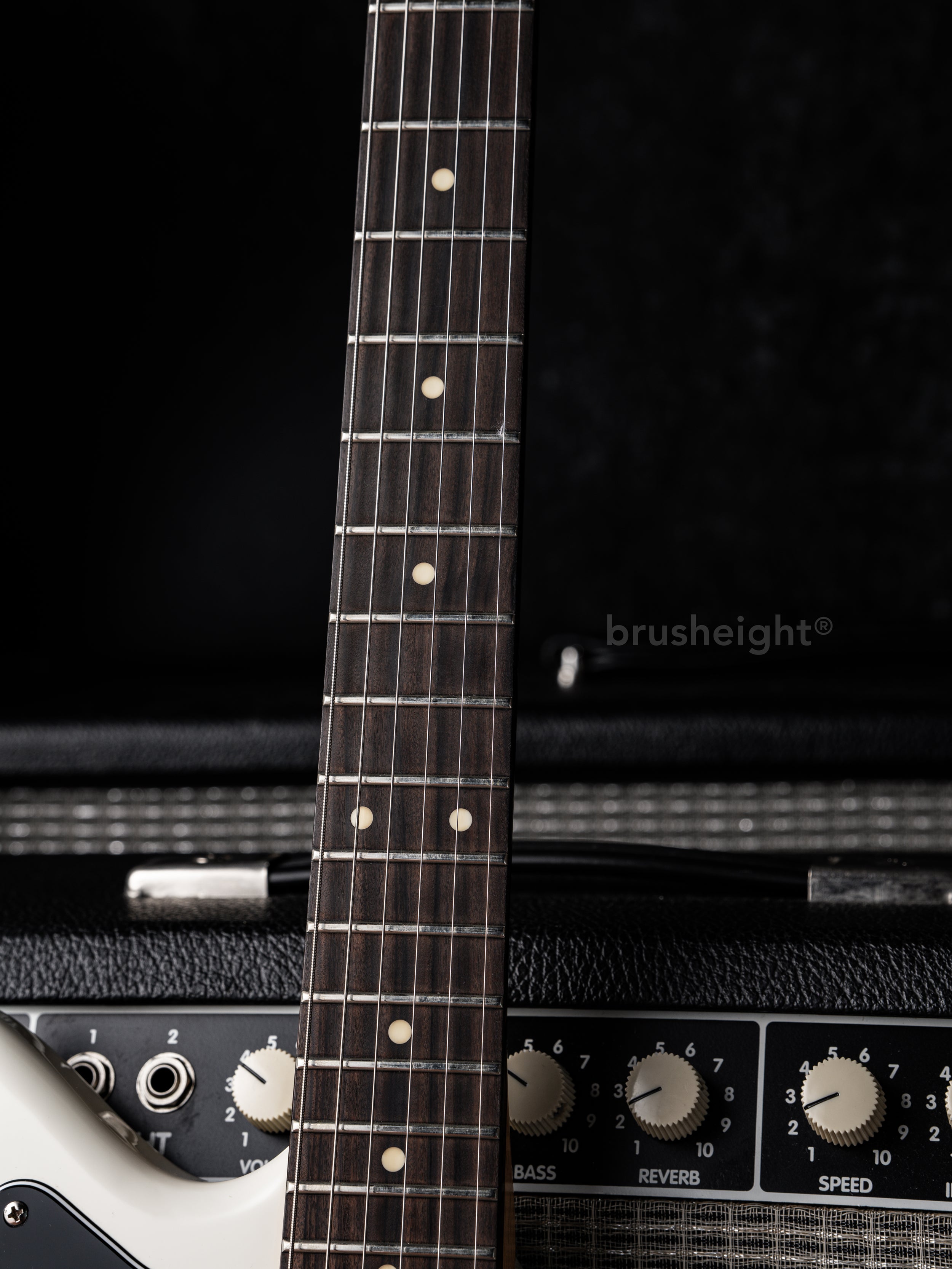 Fano JM6 Omnis Olympic White – brusheight