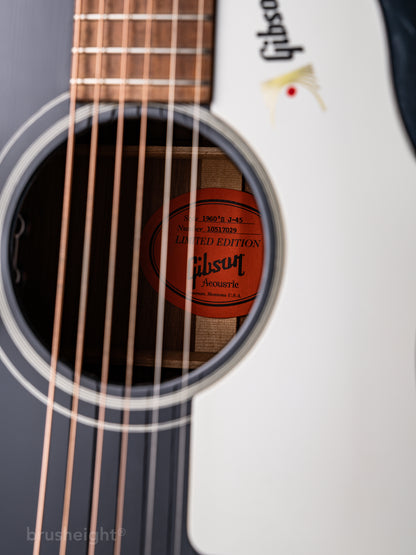 Gibson 1960’s J-45 Ebony Limited Edition  w/ LR Baggs VTC  2011’s