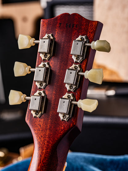 【SOLD】Gibson Custom Shop 1957 Les Paul Standard Reissue “Sweet Cherry” Plain Top VOS 2020’s