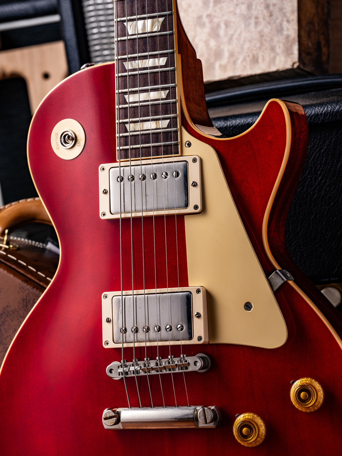 【SOLD】Gibson Custom Shop 1957 Les Paul Standard Reissue “Sweet Cherry” Plain Top VOS 2020’s
