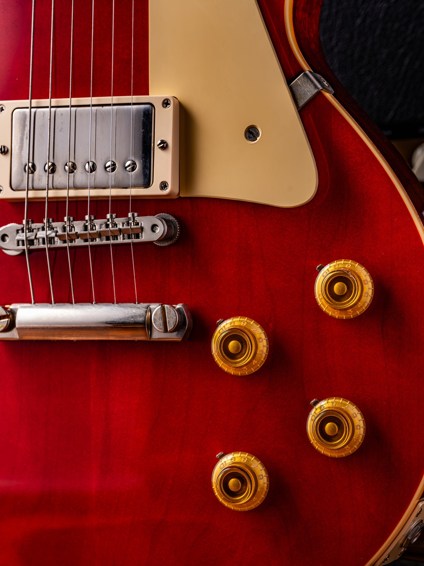 【SOLD】Gibson Custom Shop 1957 Les Paul Standard Reissue “Sweet Cherry” Plain Top VOS 2020’s