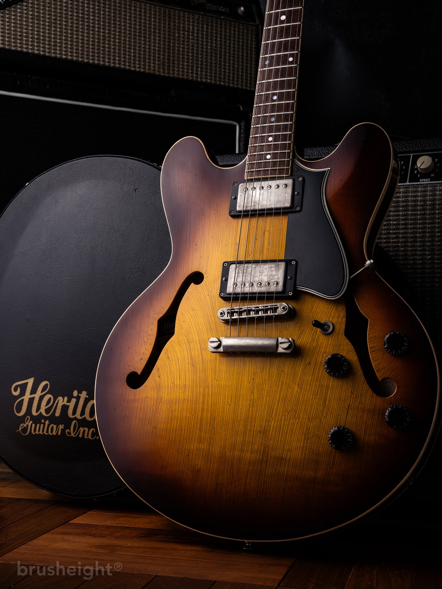 Heritage Artisan Aged Collection H-535 Semi-Hollow Original Sunburst