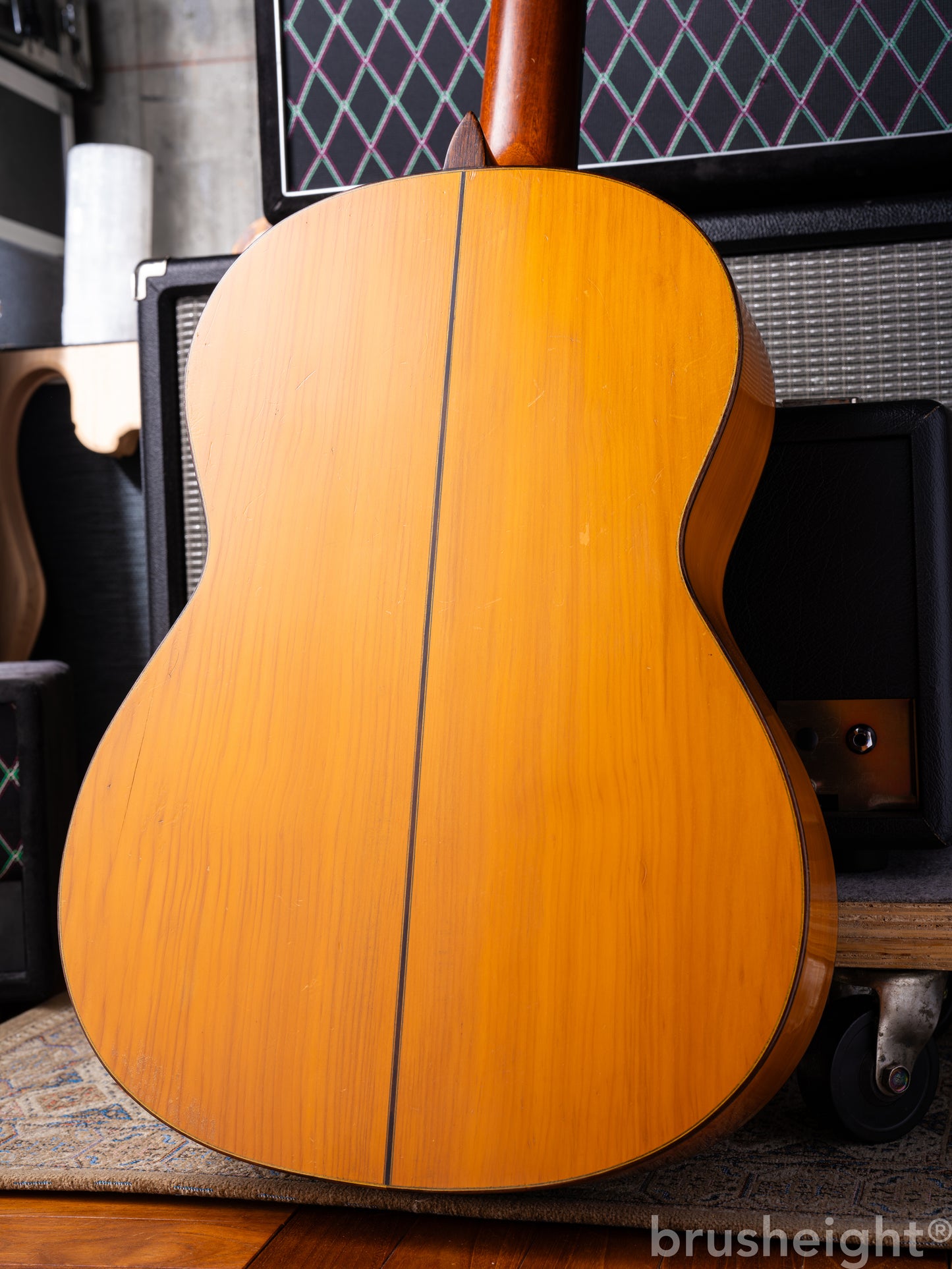 Masaru Kono (河野賢 ) 4-12 Flamenco CONSTRUCTOR DE GUITARRAS TOKIO 1963’s