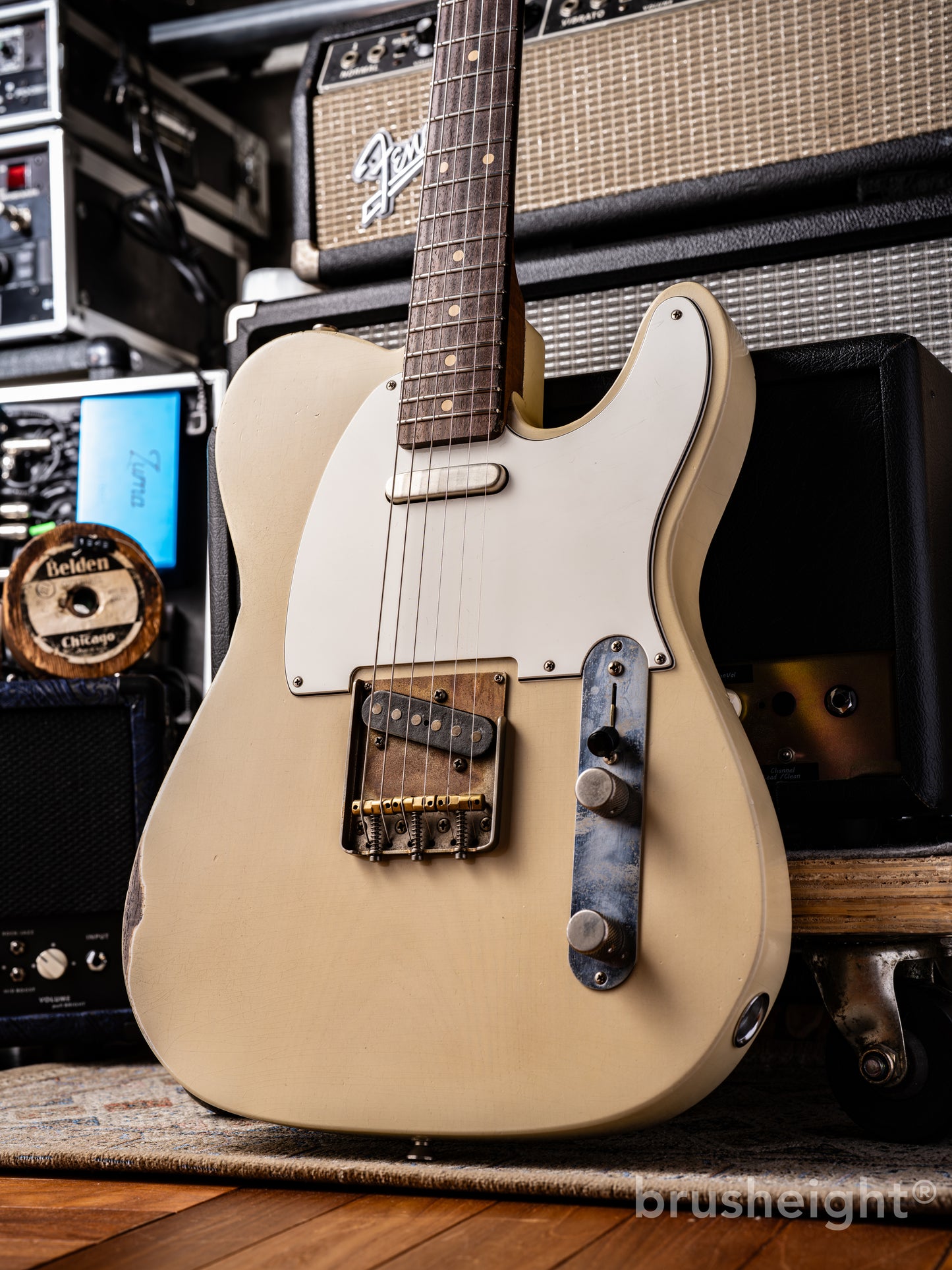 TMG Guitar Co. Gatton Aged Tinted Olympic White “Medium Checking" Like Robben